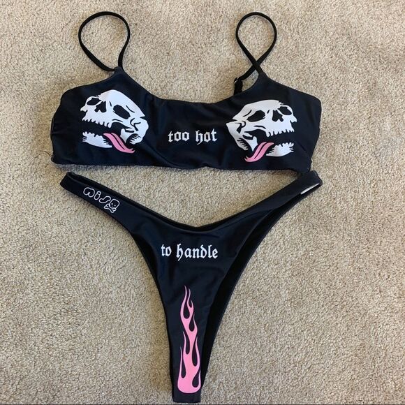 𝅺too HOT TO HANDLE GOTH PUNK SKULL FLAME BIKINI black pink Sz L - Picture 7 of 14